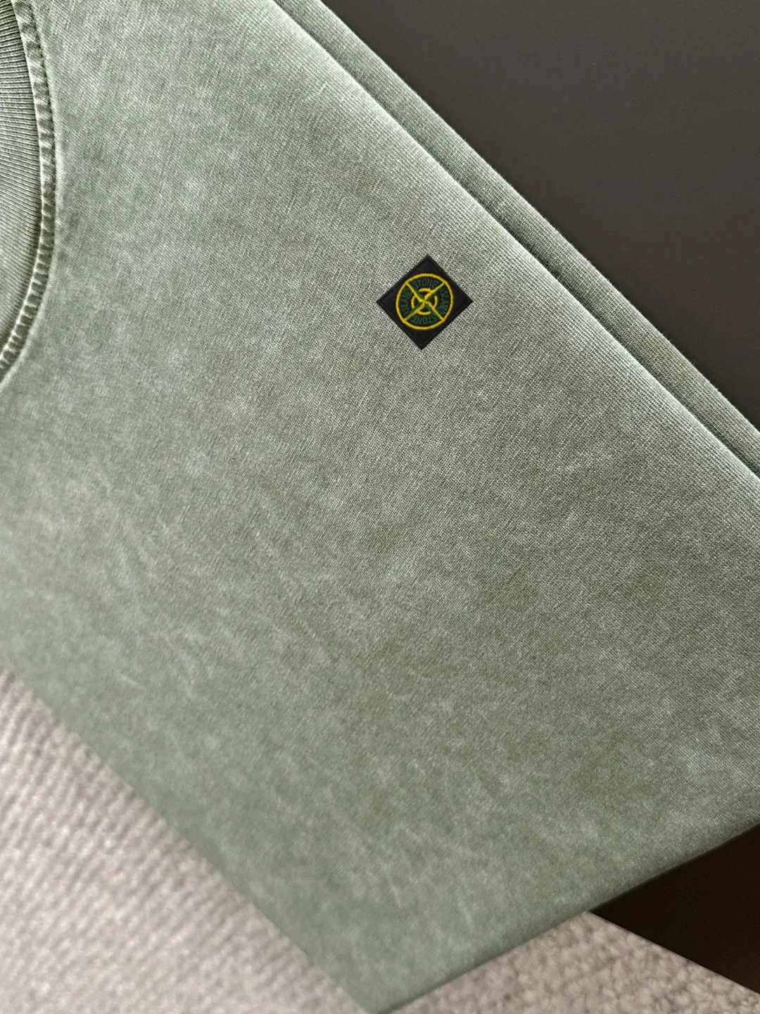 Next day shipping P460 Stone lsland/stone island high quality 2025 spring and summer new casual heavy industry suit exclusively developed by yb! High quality production! Imported custom-made fabrics for foreign orders, with high breathability and comfort, impeccable details, brand element design concept, delicate and soft feel! It presents a casual cut and the upper body shape is great! On sale simultaneously on the official website! From a high-end men's positioning brand, the low-key luxury taste is irresistible! Exquisite workmanship and impeccable quality! The overall style is simple, fashionable and timeless, fully meeting the requirements of stylish and tasteful dressing! Size: S-XXL